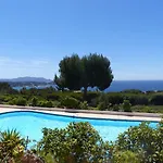 Design - Superb Seaviews - 70m2 - Large Terrace - Pool - No Extra Costs דירה *