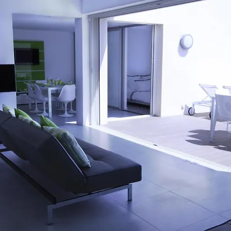 Design - Superb Seaviews - 70m2 - Large Terrace - Pool - No Extra Costs