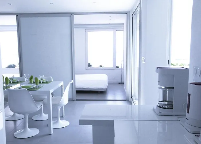 Design - Superb Seaviews - 70m2 - Large Terrace - Pool - No Extra Costs 아파트 방돌