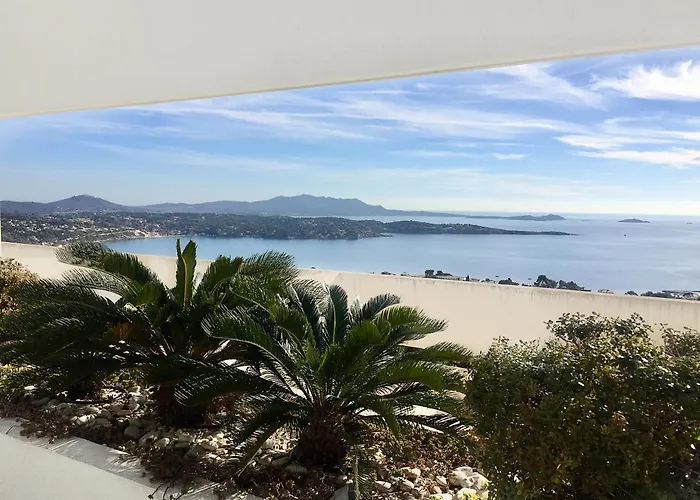 Design - Superb Seaviews - 70m2 - Large Terrace - Pool - No Extra Costs 아파트 방돌